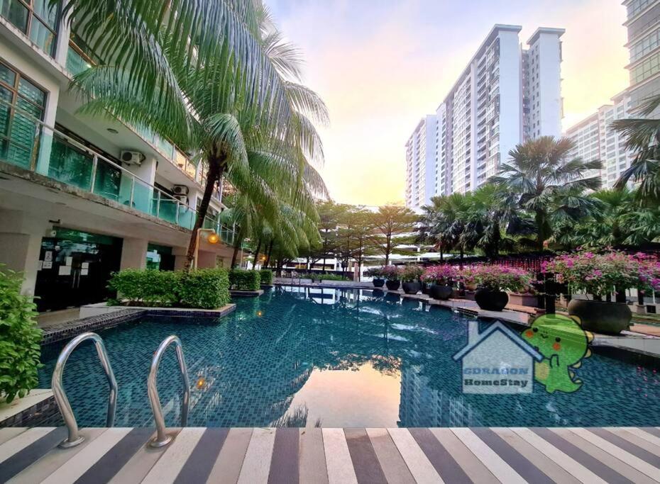 Palazio Bear Brick Balcony High Floor View By Gdragon Apartment Johor Bahru
